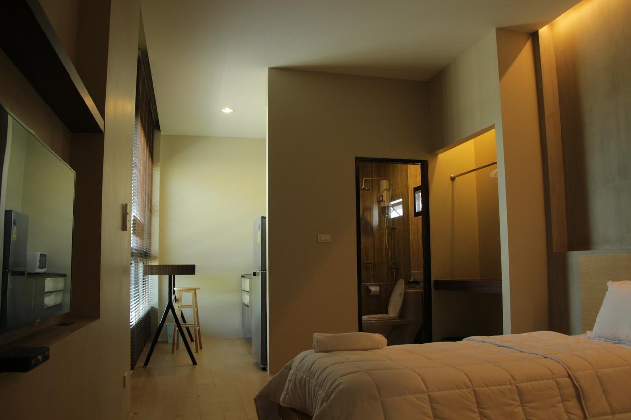 The Residence Thepkanjana Ban Khlong Krathum Baen Екстер'єр фото