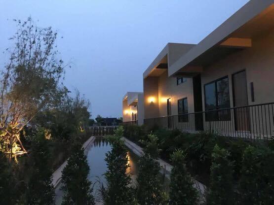 The Residence Thepkanjana Ban Khlong Krathum Baen Екстер'єр фото