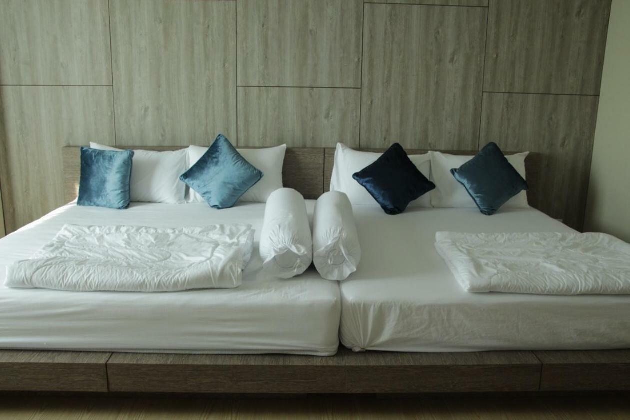 The Residence Thepkanjana Ban Khlong Krathum Baen Екстер'єр фото